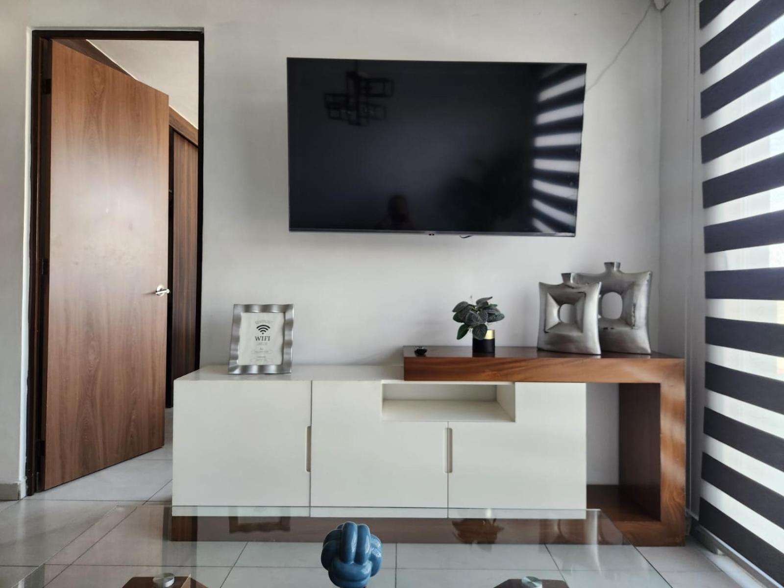 Departamento Nuevo Y Centrico Con Ambiente Familiar En Apartamento *