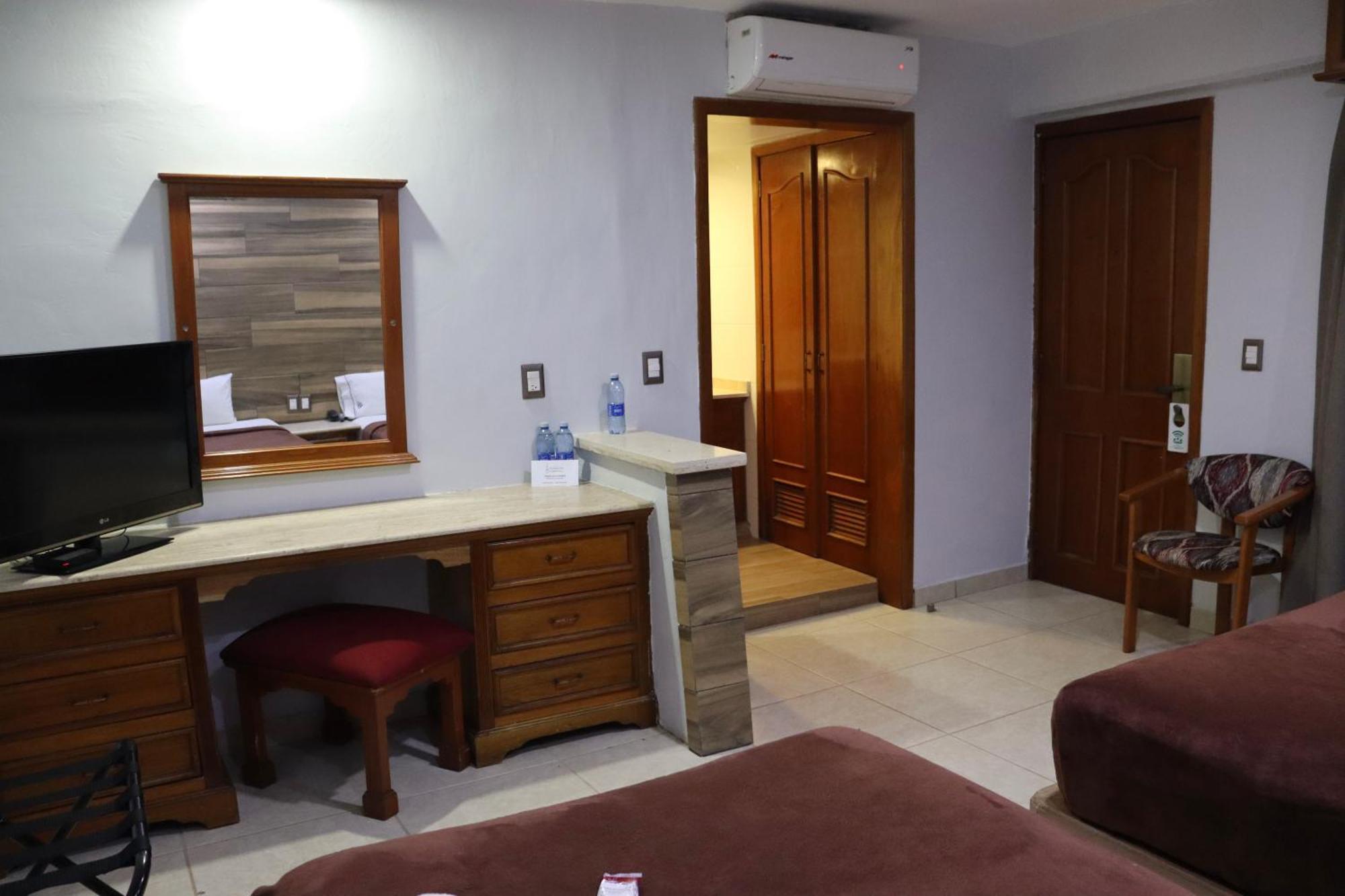 Santiago De Compostela - Centro Historico Hotel Guadalajara