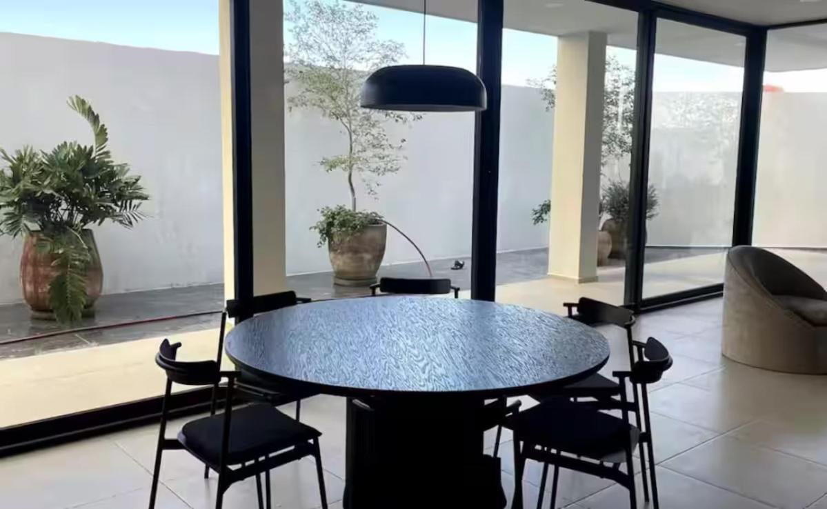 Family Zone Apartment *