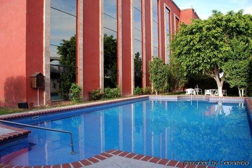 Casagrande Aeropuerto Guadalajara Hotel 5*