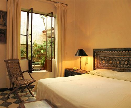 Hotel Trocadero 2*