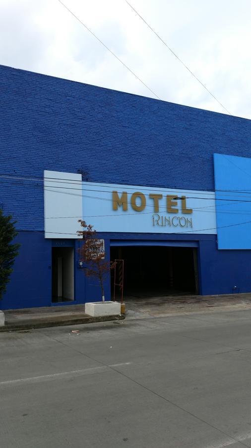 Motel Rincon *