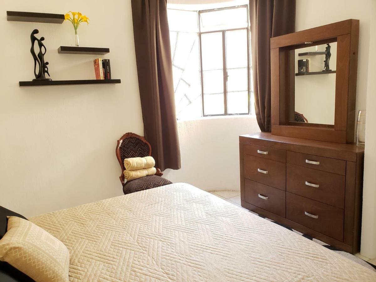 Casa De Los Vitrales Habitación en casa particular Guadalajara