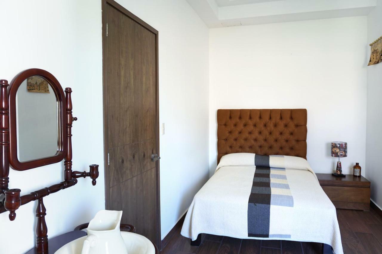 Casa De Los Vitrales Habitación en casa particular Guadalajara