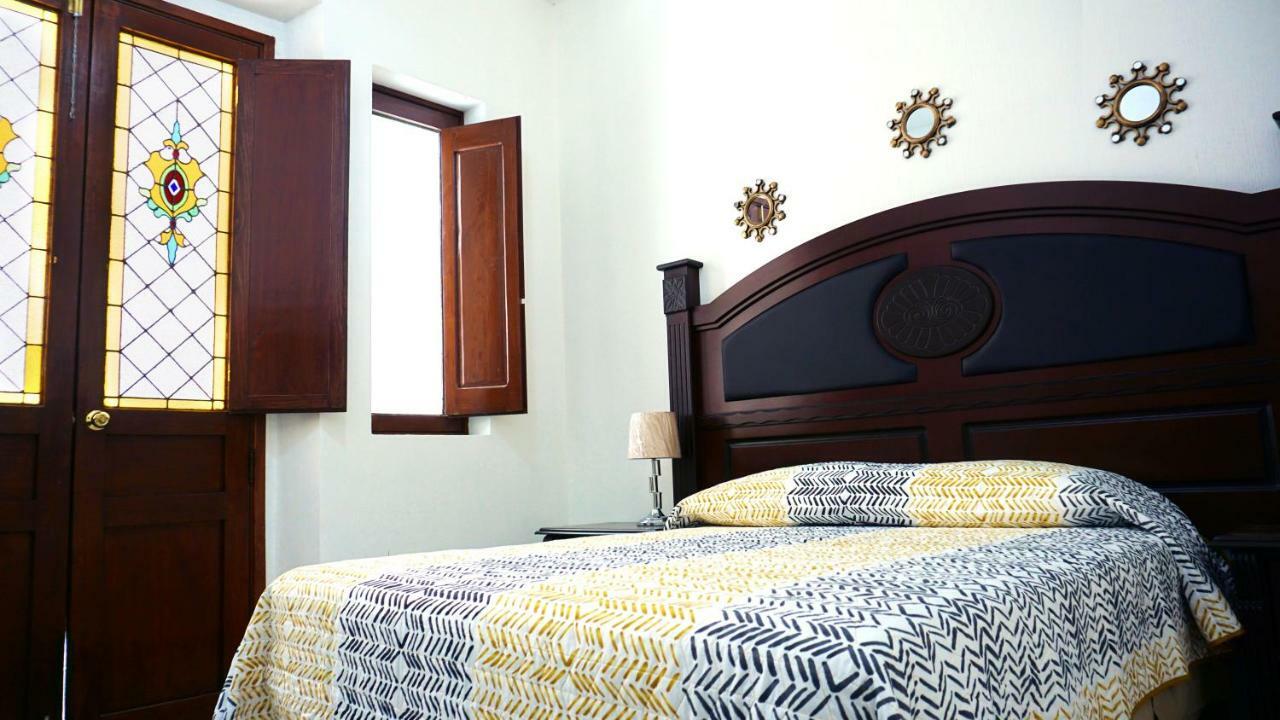 Habitación en casa particular Casa De Los Vitrales Guadalajara
