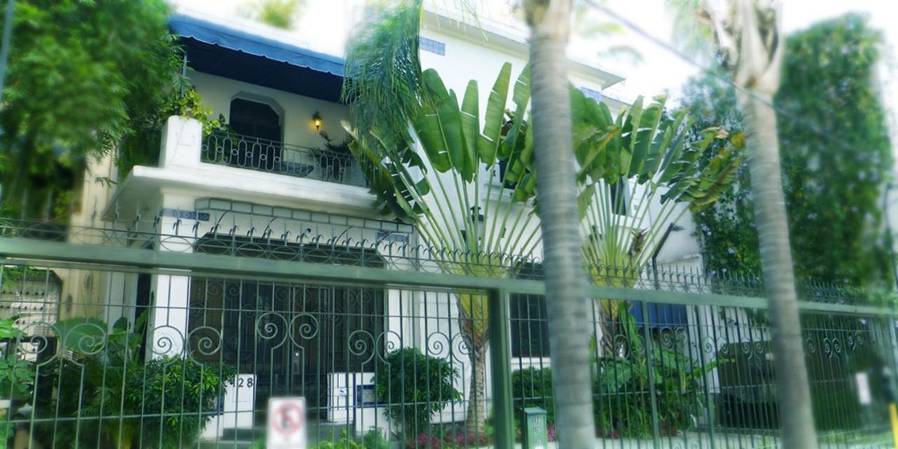 La Perla Boutique 3*