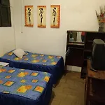 Casa De Huespedes Libertad By Rotamundos