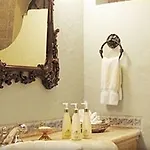 Trocadero Suites