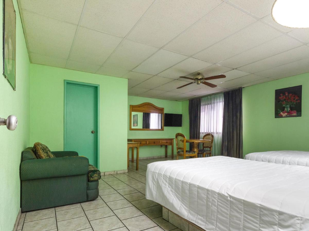 Canada Hotel