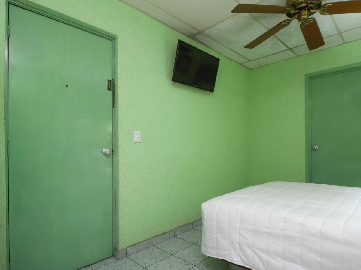 Canada Hotel