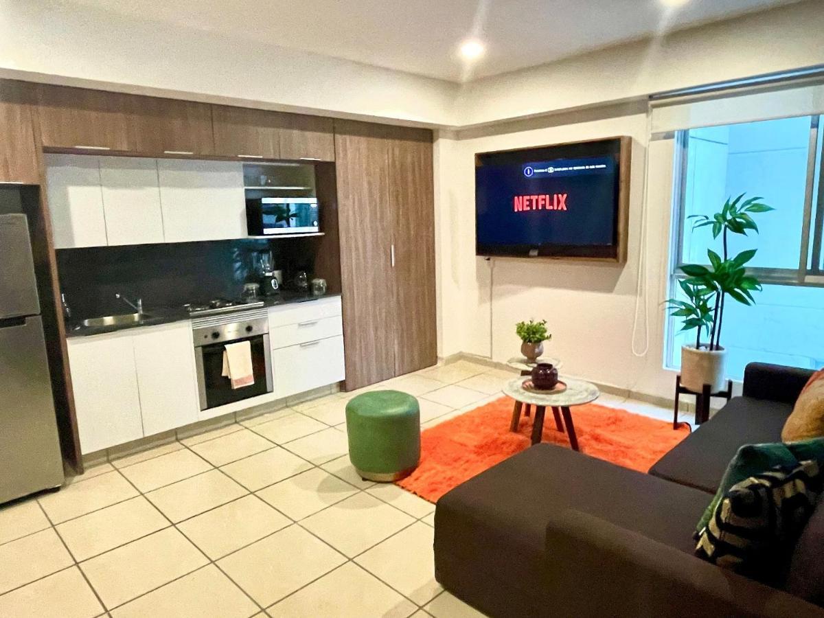 Apartamento 3 Recamaras Con Alberca Y Gym En 