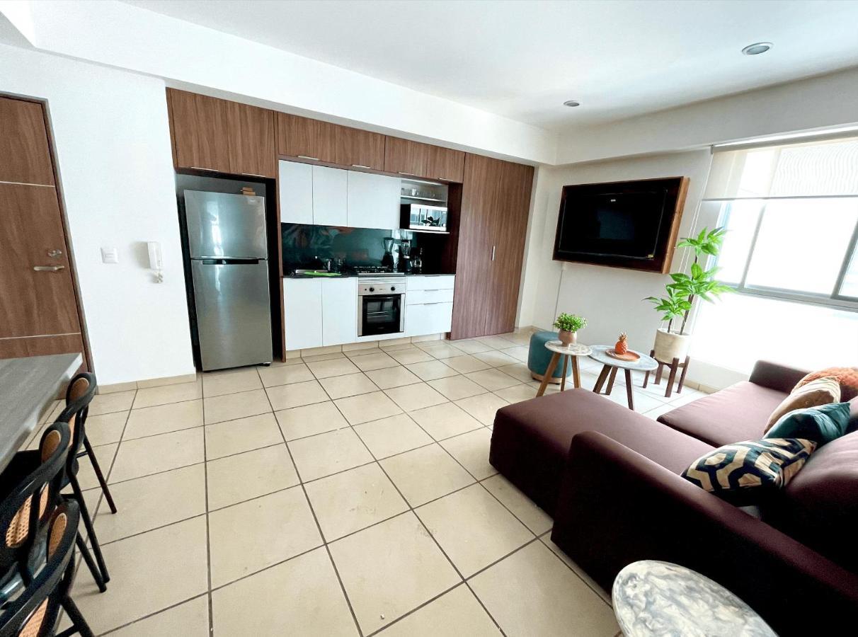 Apartamento 3 Recamaras Con Alberca Y Gym En 