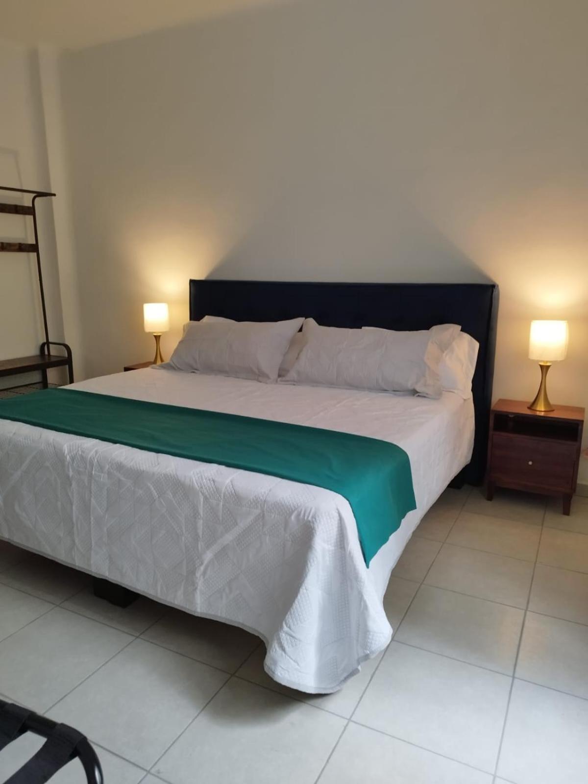 King D2 Guest house Guadalajara