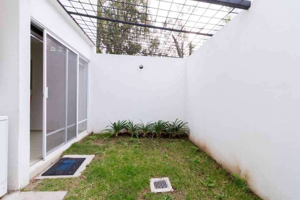 Casa Grupos Grandes Por El Iteso *