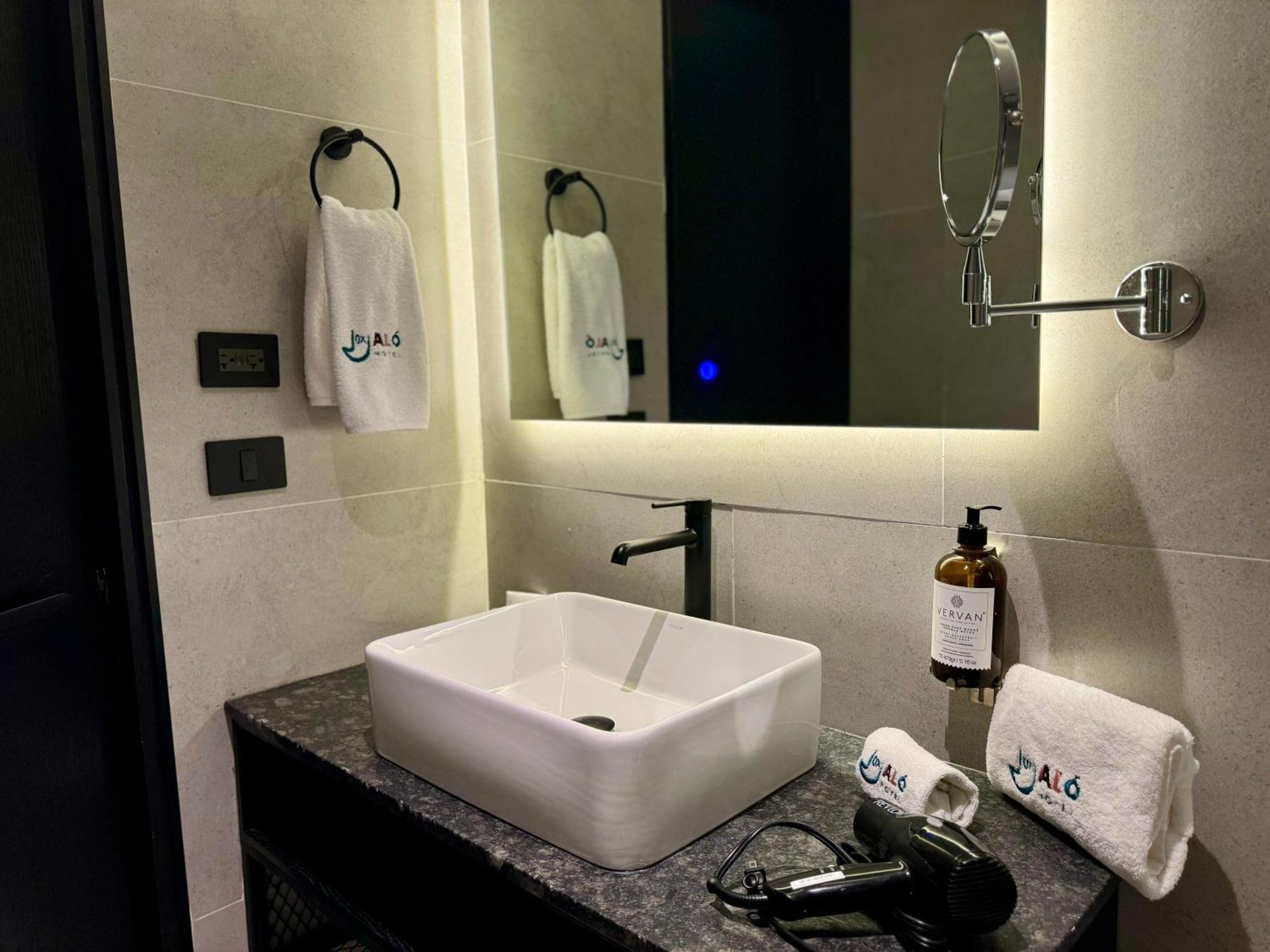 Alo Degollado 5* Guadalajara