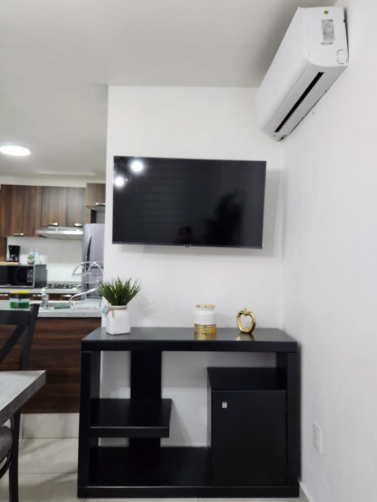 Apartamento Nuevo Depa Con Alberca Y Gym *
