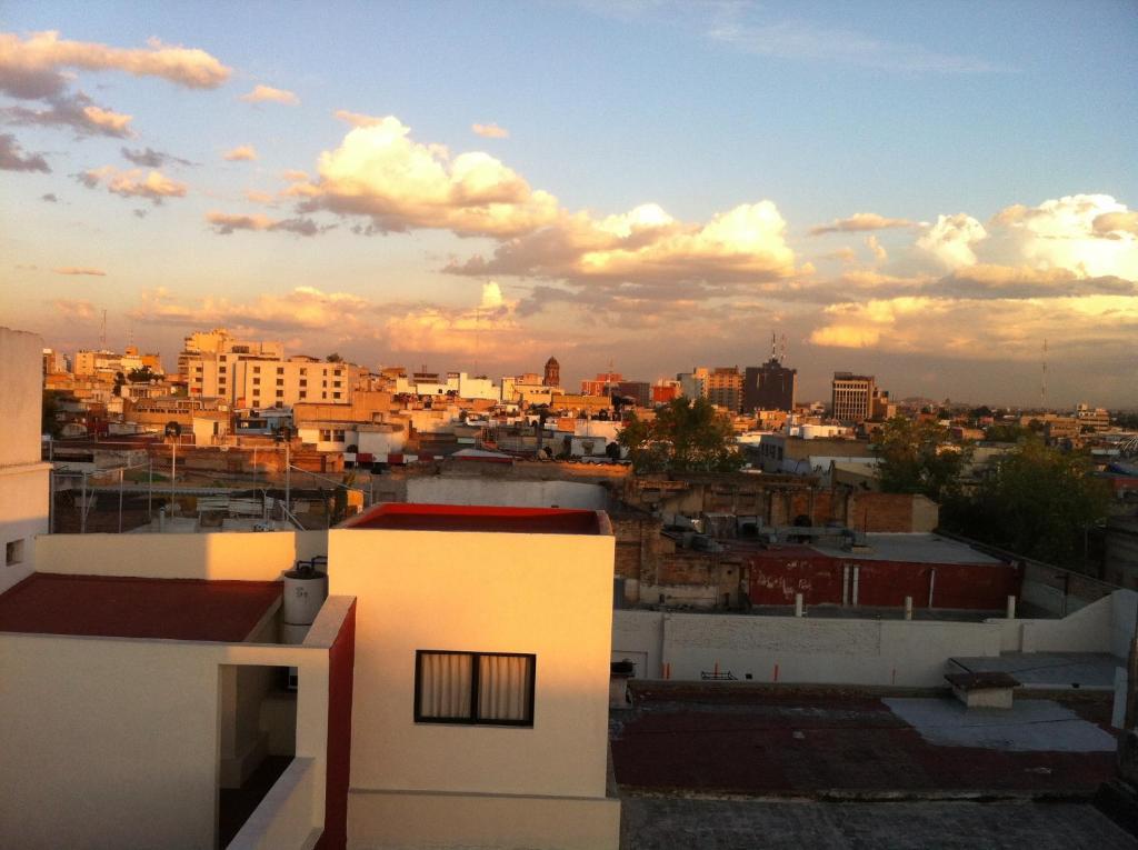 Olga Querida Hostel *