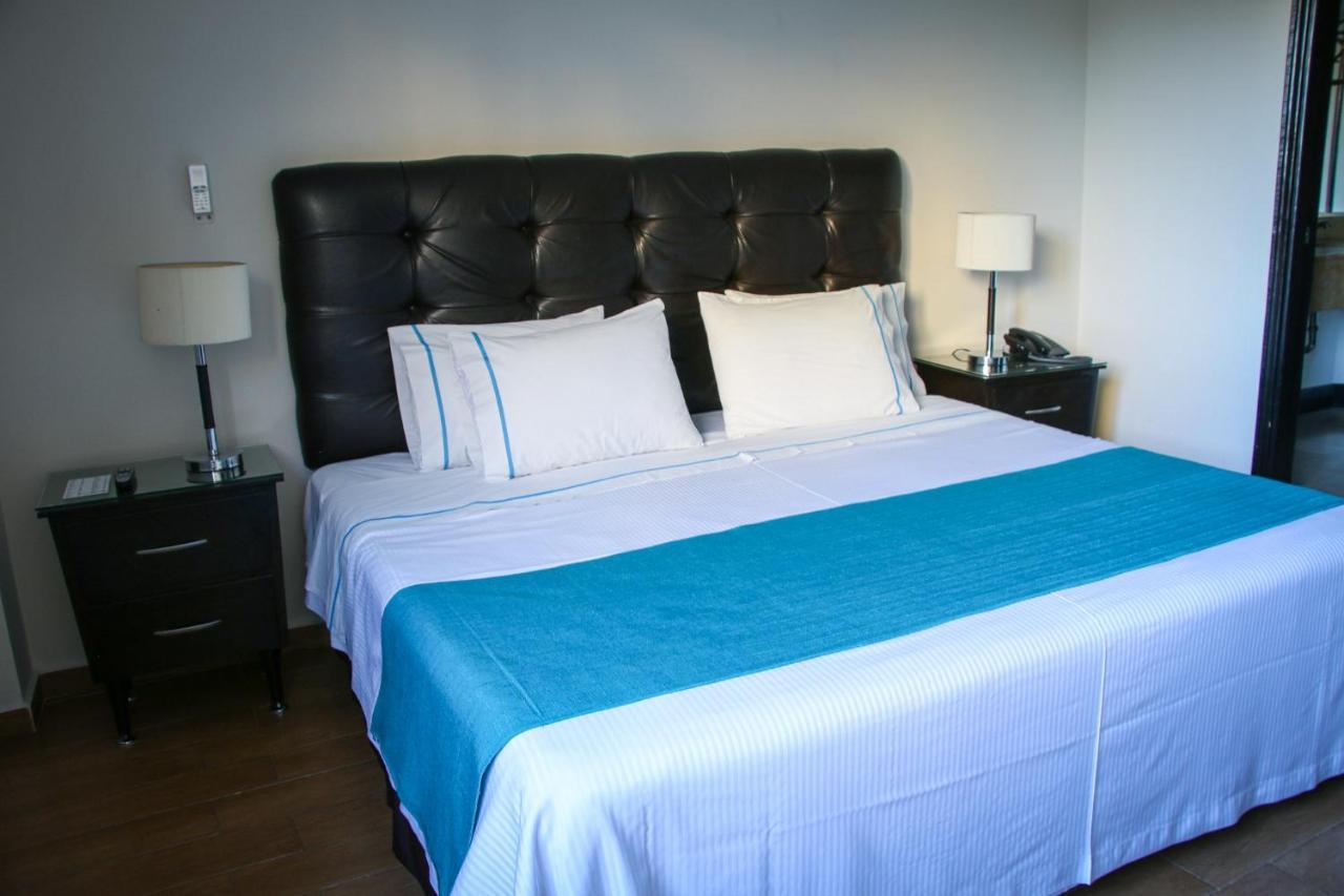 Hotel Country & 4*