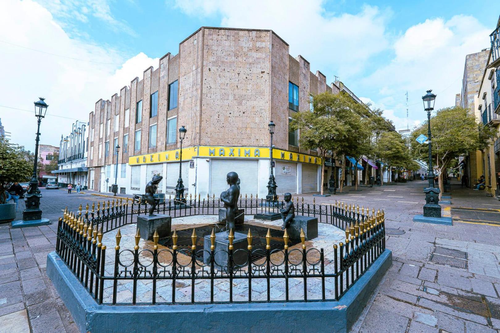 New In Centro Gdl Near Cathedral & Attractions Apartamento