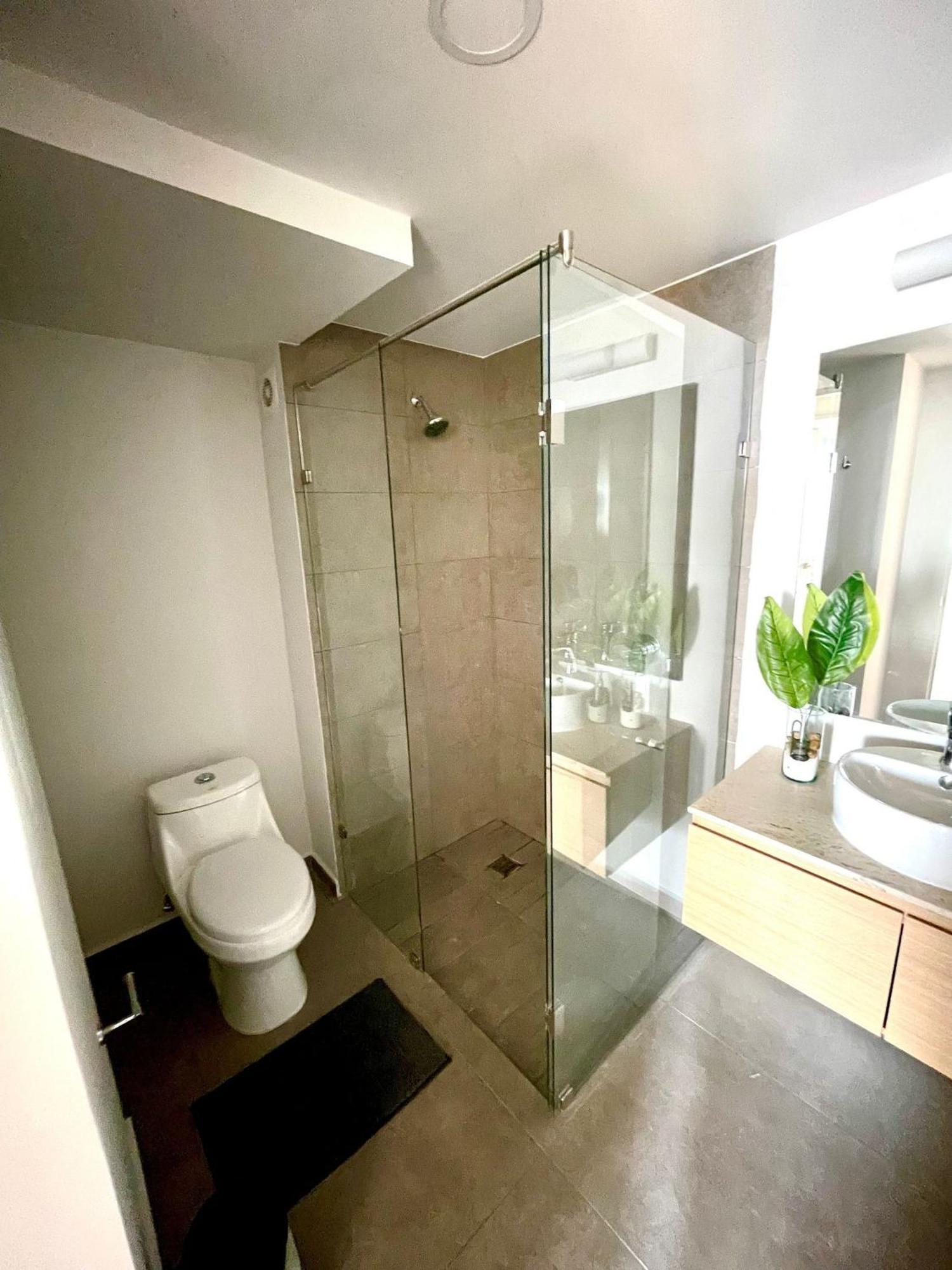 Apartamento Nuevo, Zona Chapultepec, Preciosa Vista, Piso 19 Guadalajara