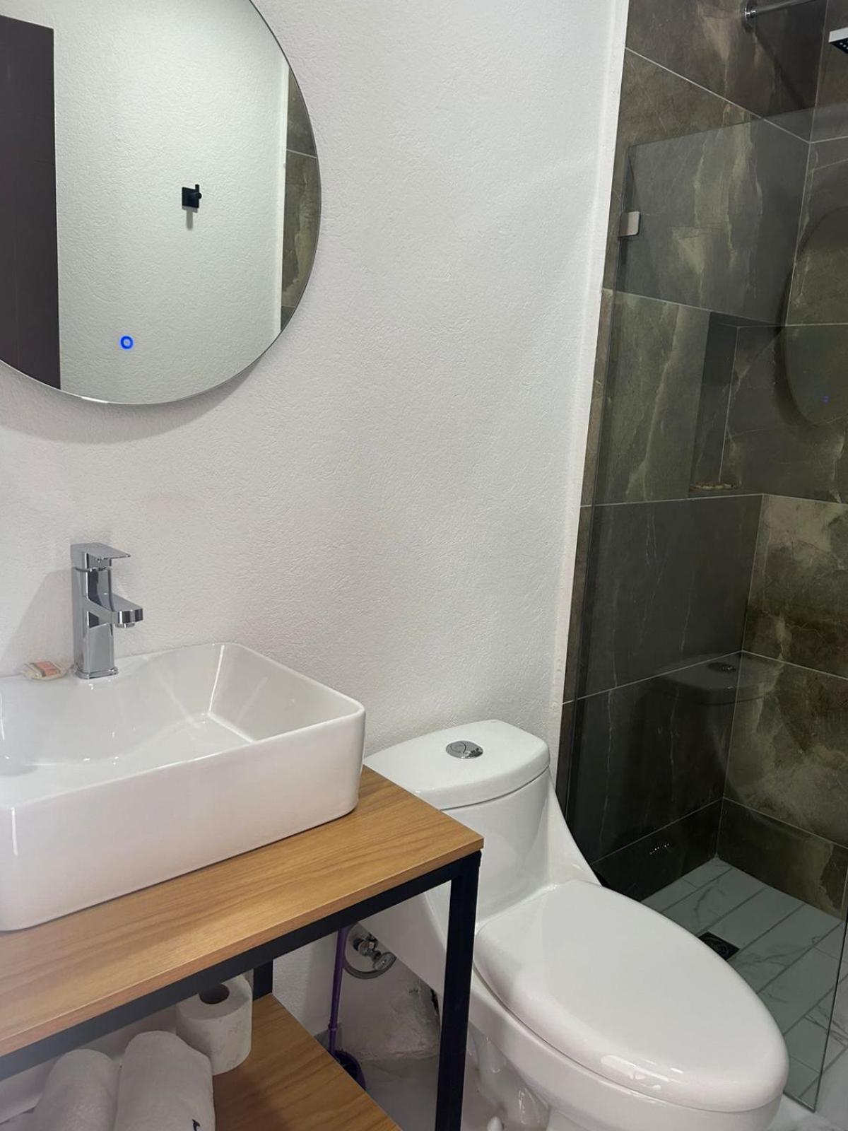 Apartment Vidrio Col Americana