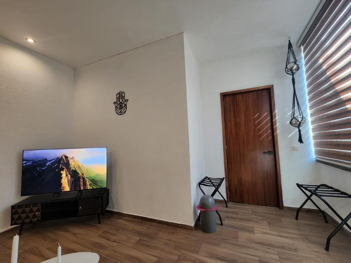 Apartamento 3 En Tlaquepaque Centro *