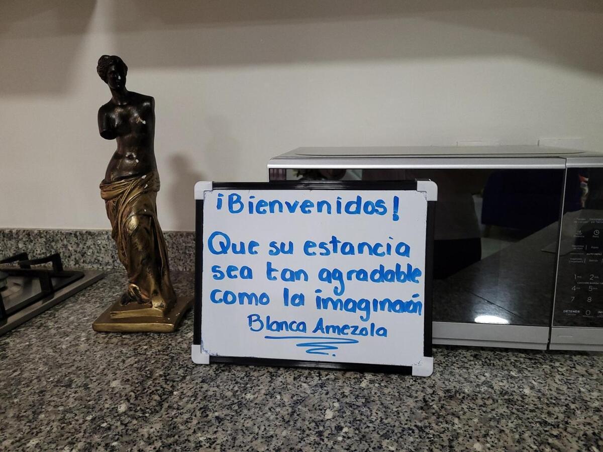 Centrico, Con Alberca Y Estacionamiento Apartamento