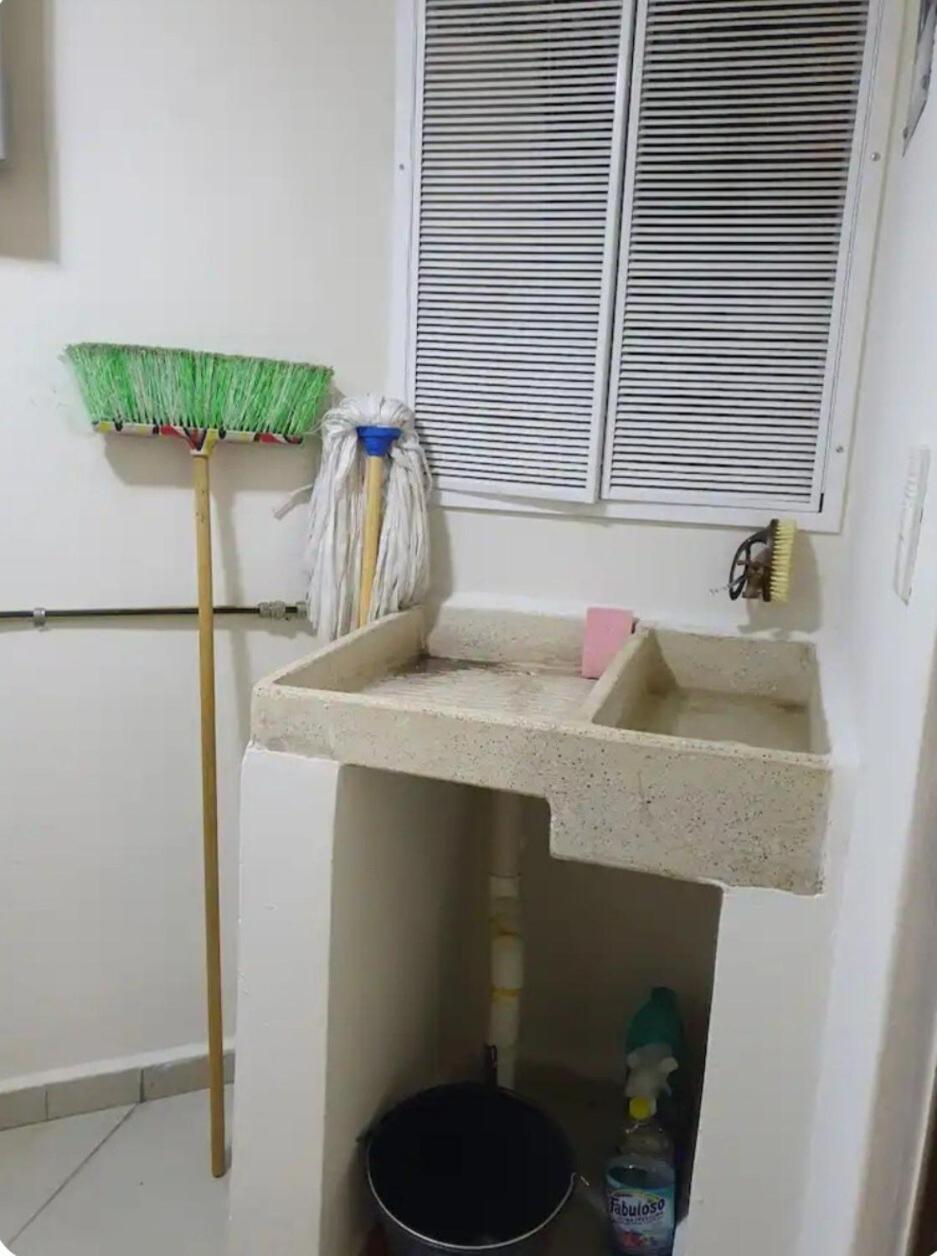 Apartamento Centrico, Con Alberca Y Estacionamiento *