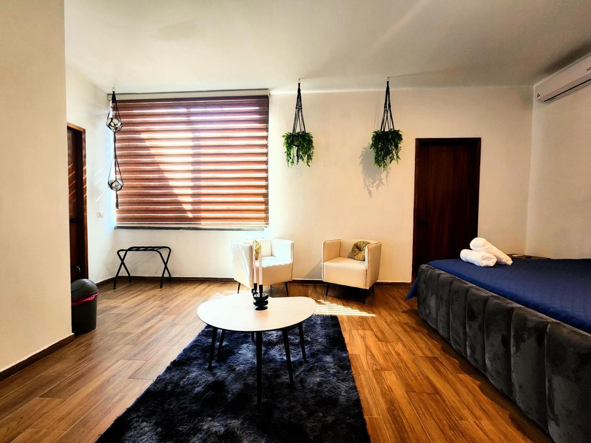 3 En Tlaquepaque Centro *