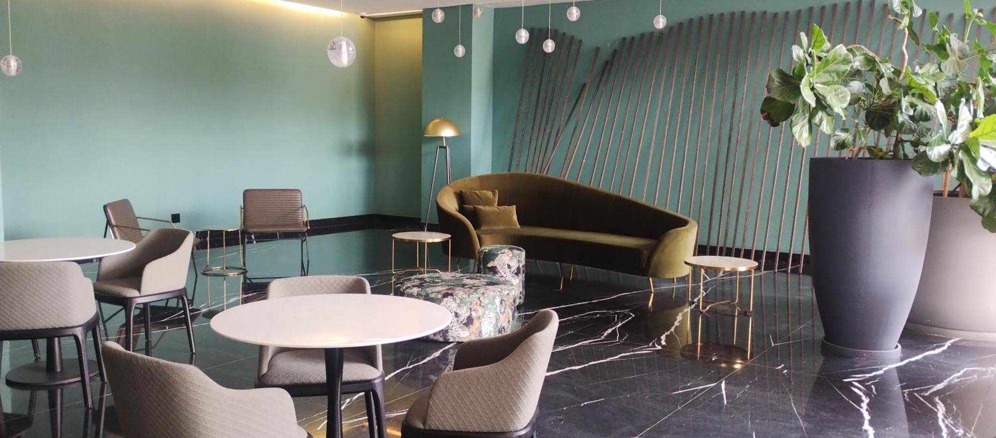 Departamento En Zona De Lujo Con Alberca Y Gym Apartahotel