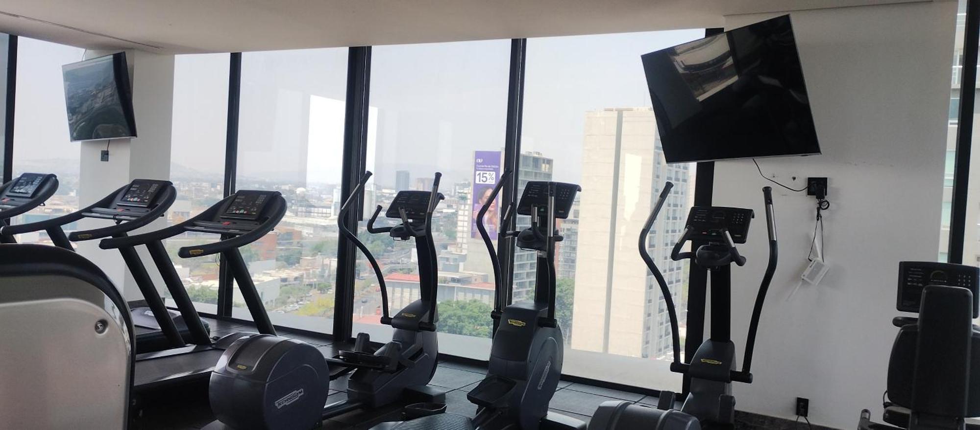 Departamento En Zona De Lujo Con Alberca Y Gym