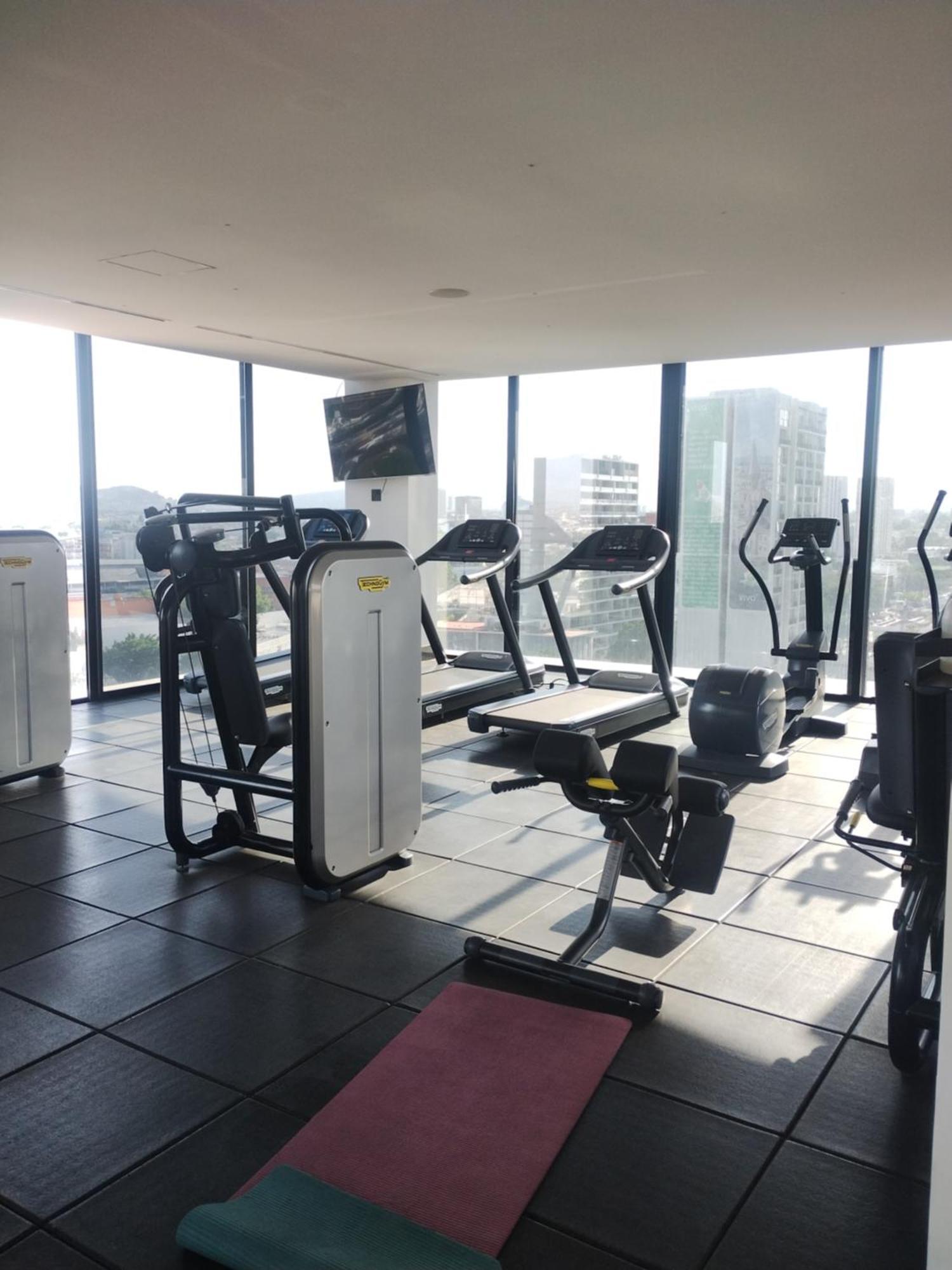 Apartahotel Departamento En Zona De Lujo Con Alberca Y Gym